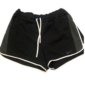 NIKE SHORTS Sz. M